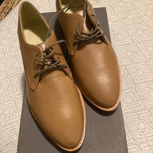 Nisolo James Water resistant Derby shoes in Almond NWOT